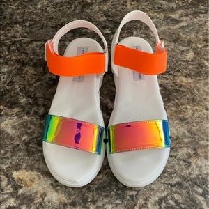 Chinese Laundry sandals size 8